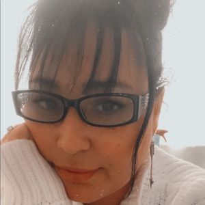 Meet your Posher, Jonette